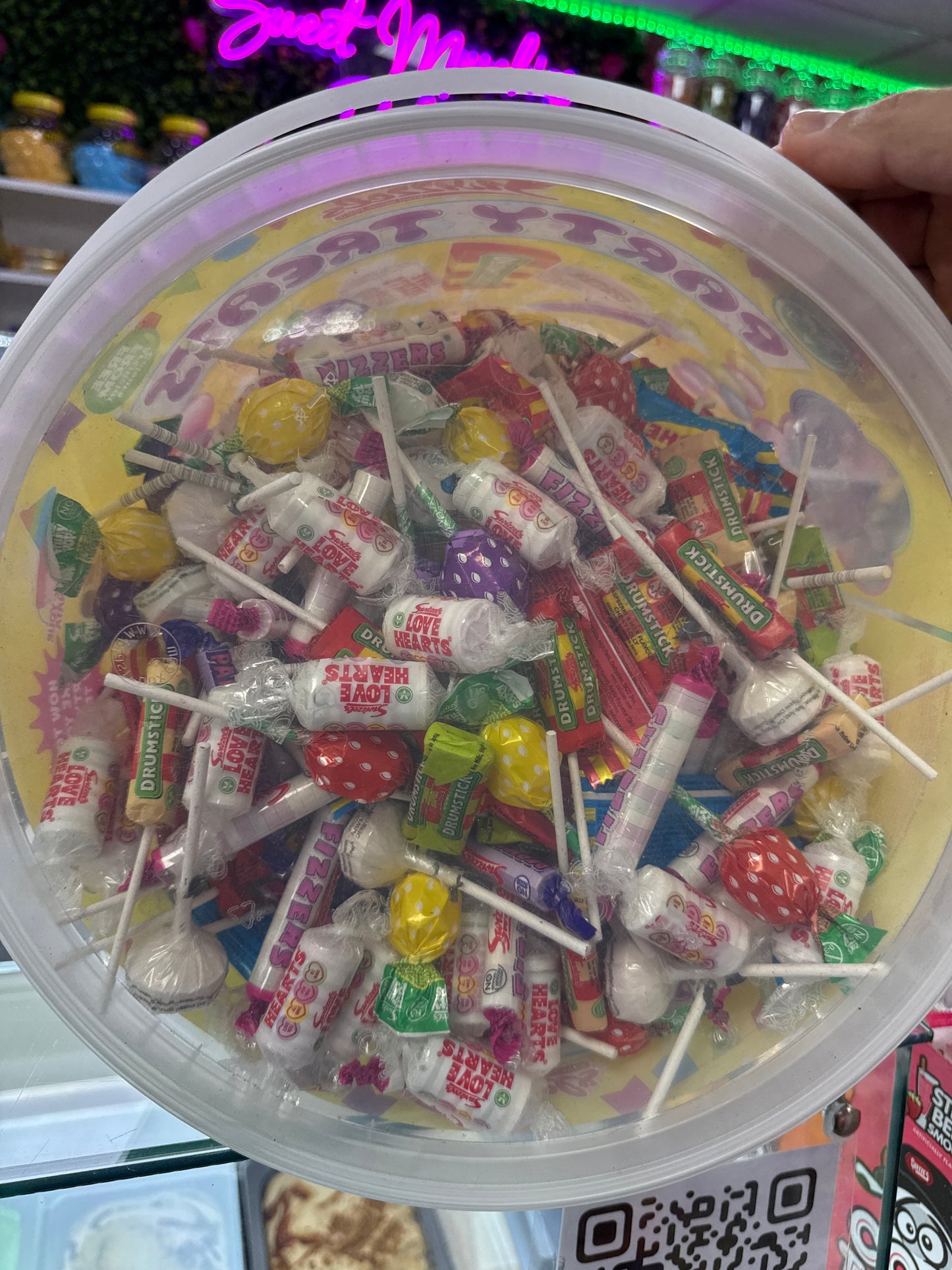 Party treat 4kg of mix sweets